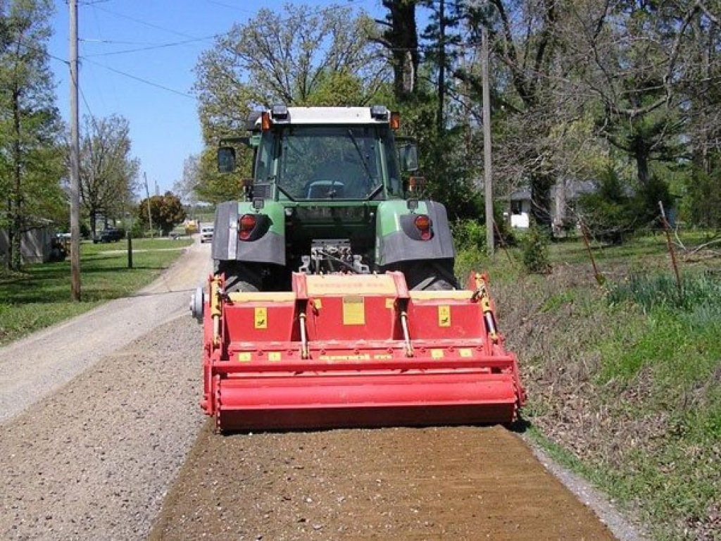 Straßenfräse des Typs Seppi Multiforst 250,  in Кіровоград (Bild 5)