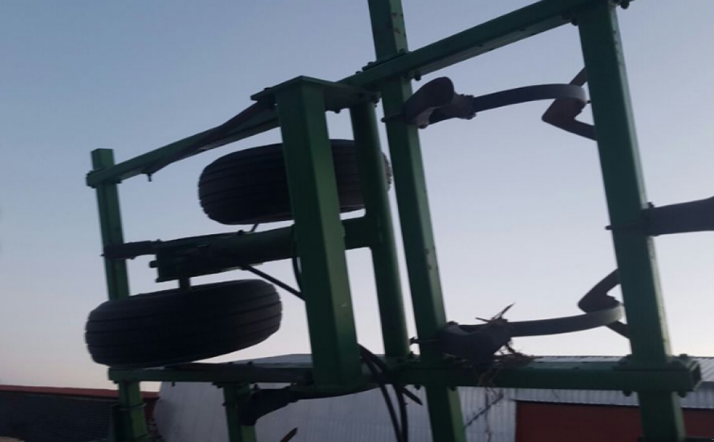 Kartoffelpflegetechnik des Typs John Deere 960,  in Запоріжжя (Bild 3)