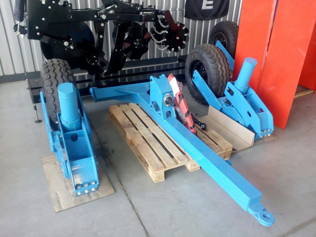 Sämaschine des Typs Monosem Pneumasem II,  in Гуляйпо́ле (Bild 3)