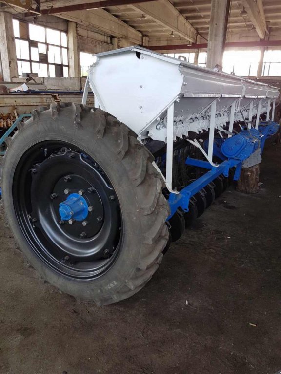 Direktsaatmaschine des Typs CHERVONA ZIRKA СЗ 5.4,  in Кіровоград (Bild 2)