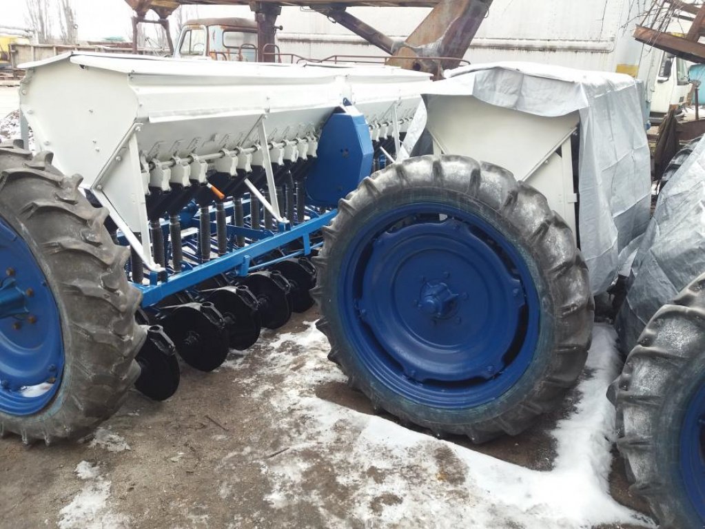 Direktsaatmaschine des Typs CHERVONA ZIRKA СЗ-3.6,  in Кіровоград (Bild 6)