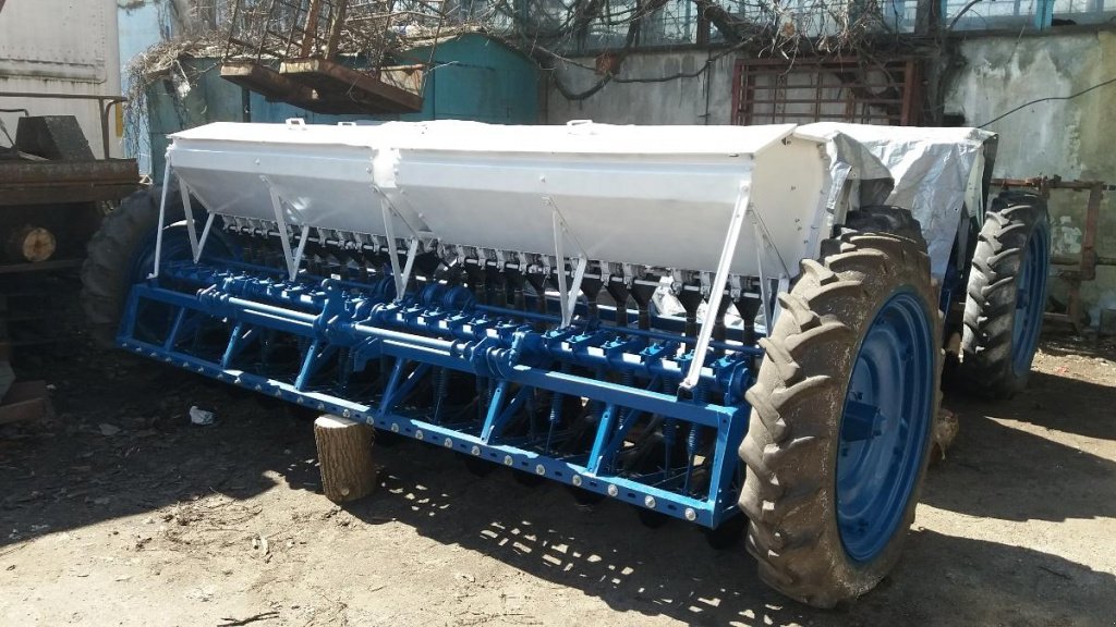 Direktsaatmaschine des Typs CHERVONA ZIRKA СЗ-3.6,  in Кіровоград (Bild 8)