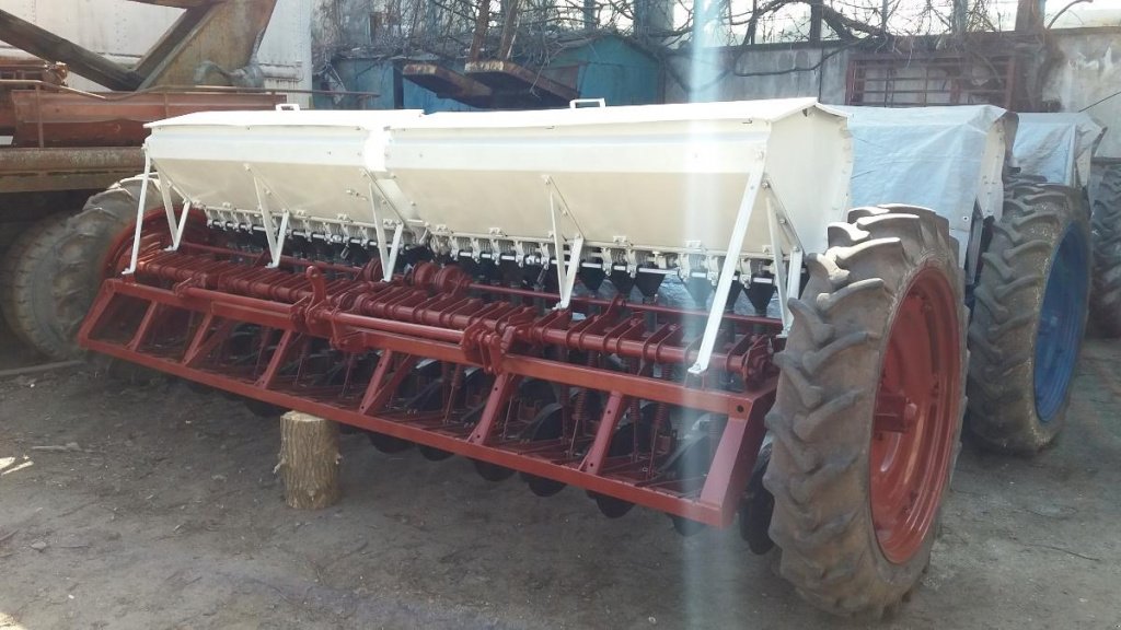 Direktsaatmaschine des Typs CHERVONA ZIRKA Astra 3,6A,  in Кіровоград (Bild 1)