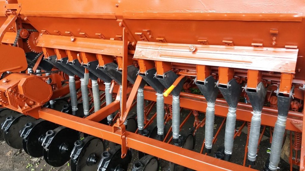Direktsaatmaschine des Typs CHERVONA ZIRKA СЗ 5.4,  in Кіровоград (Bild 7)