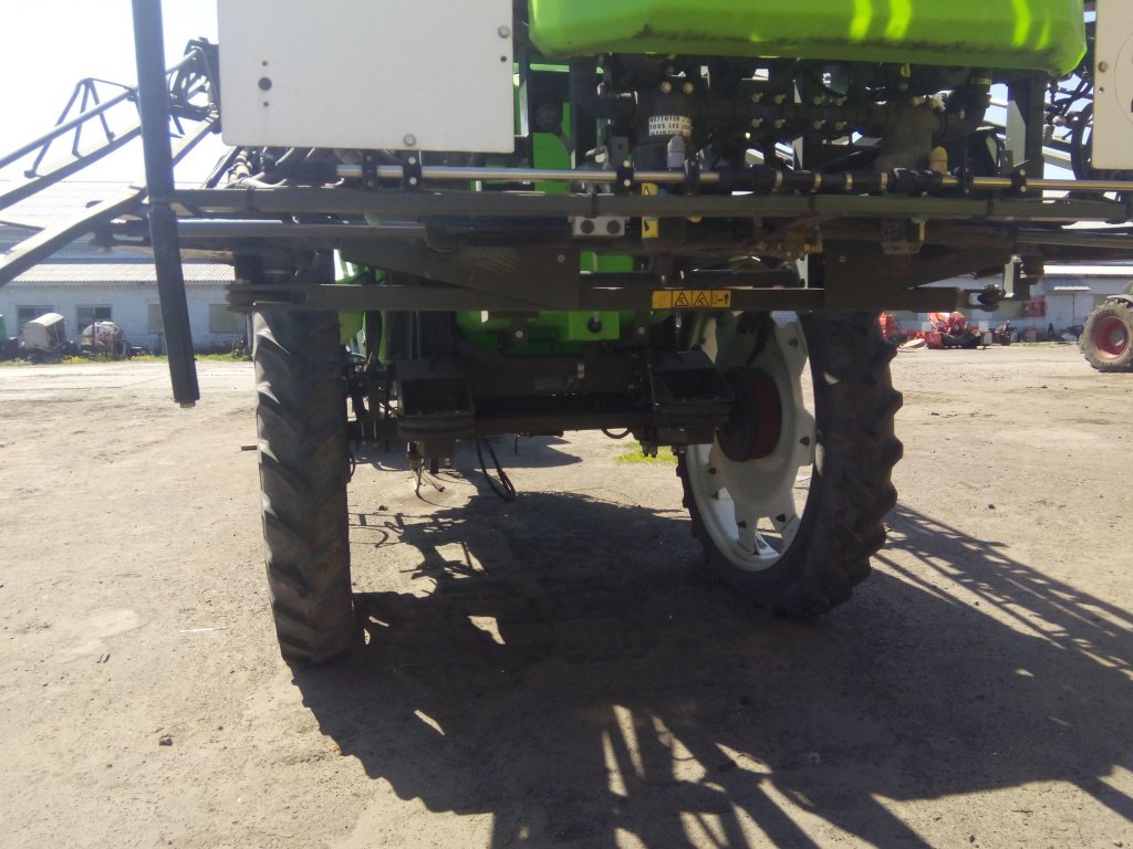 Weinbauspritze des Typs Tecnoma Galaxy Europe 3000,  in Київ (Bild 1)