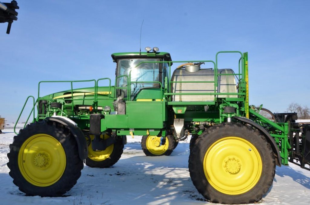 Selbstfahrspritze des Typs John Deere 4730,  in Біла Церква (Bild 8)