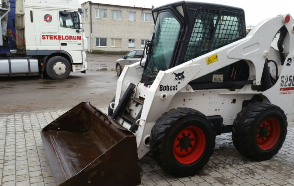 Gabelstapler des Typs Bobcat S250 Turbo,  in Золочів (Bild 3)