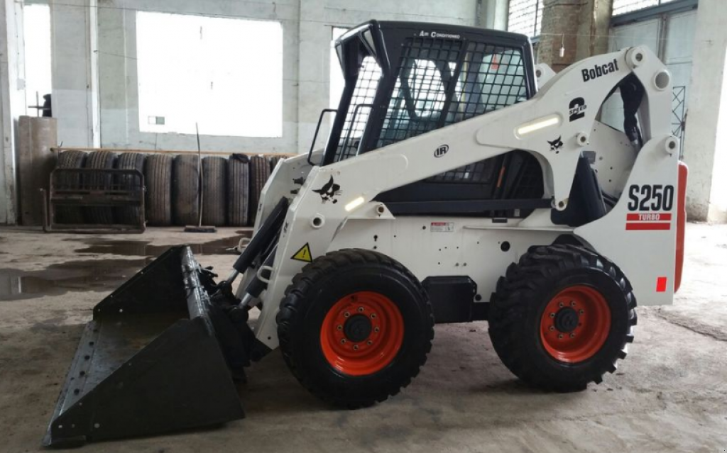 Gabelstapler des Typs Bobcat S250 Turbo,  in Золочів (Bild 7)