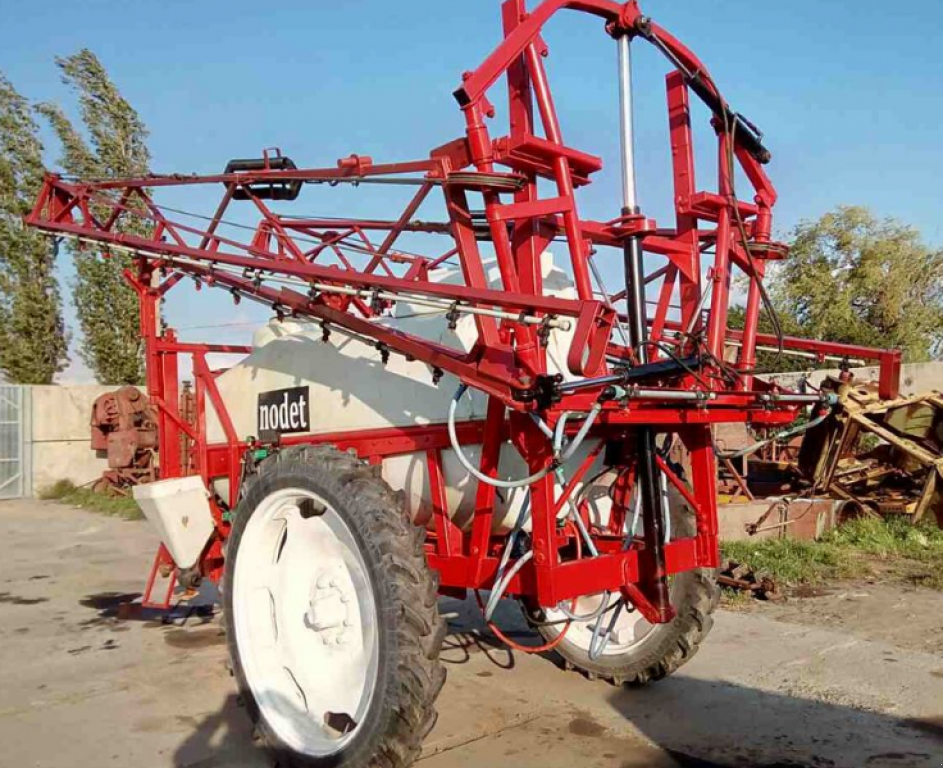 Weinbauspritze des Typs Nodet 3000 L,  in Новий Буг (Bild 2)