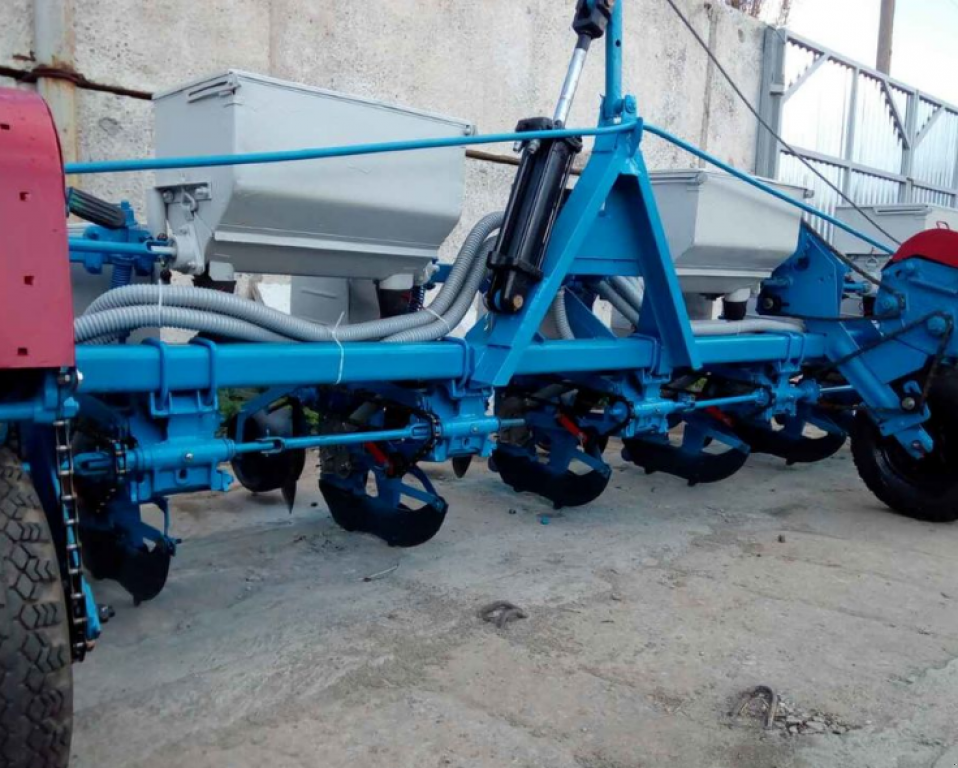 Sämaschine des Typs CHERVONA ZIRKA СУПН-8,  in Новий Буг (Bild 8)