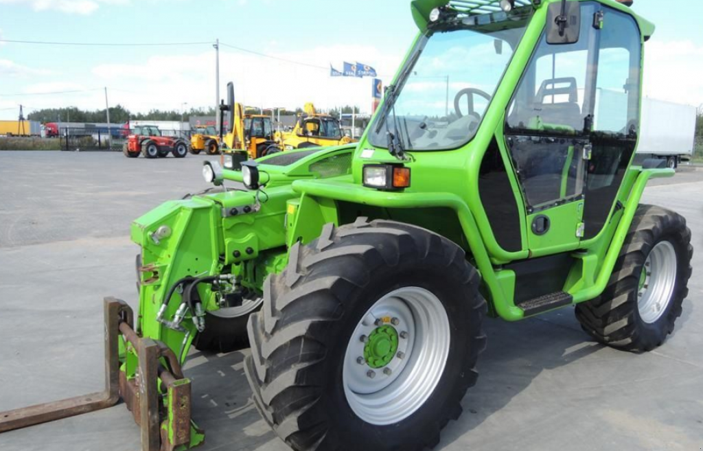 Teleskopstapler des Typs Merlo P 34.7, Neumaschine in Хмельницький (Bild 1)