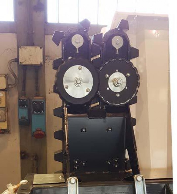 Sonnenblumenschneidwerk des Typs Nardi SunStorm,  in Хмельницький (Bild 4)