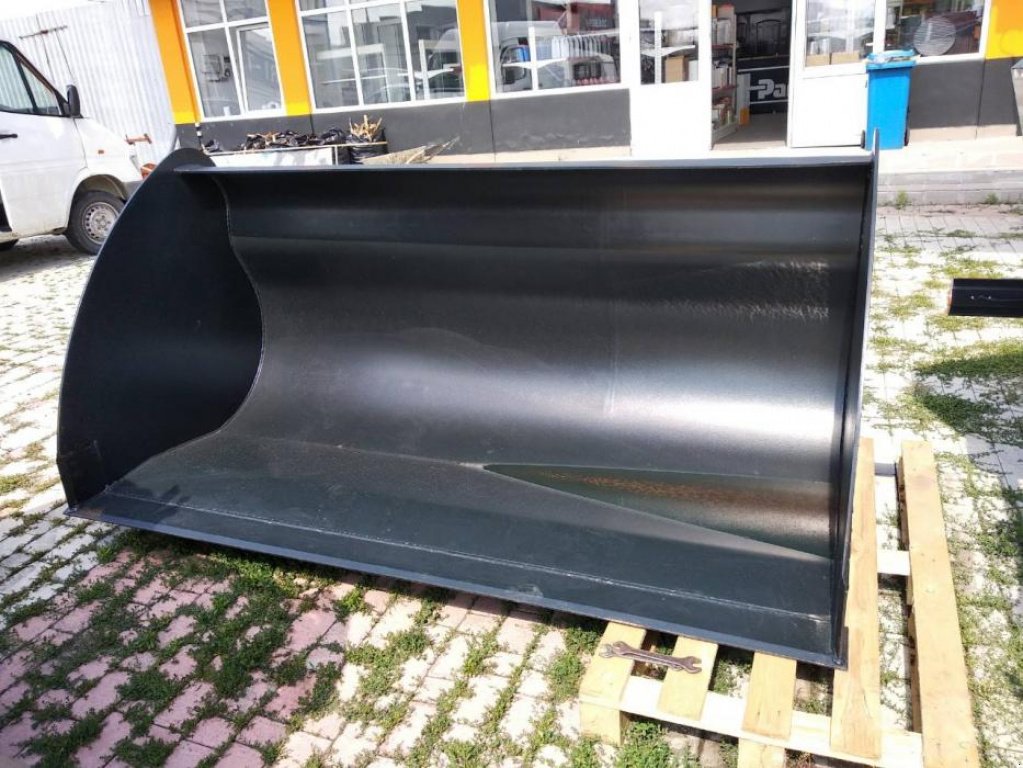 Teleskopstapler des Typs Merlo P 34.7,  in Хмельницький (Bild 1)