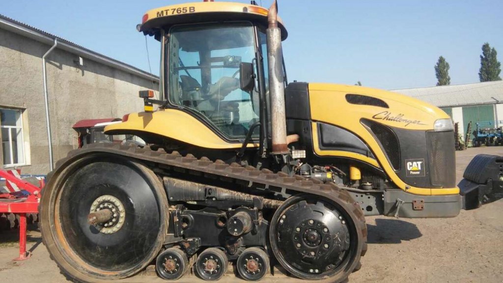 Raupentraktor des Typs Caterpillar 765B, Neumaschine in Тиврів (Bild 2)