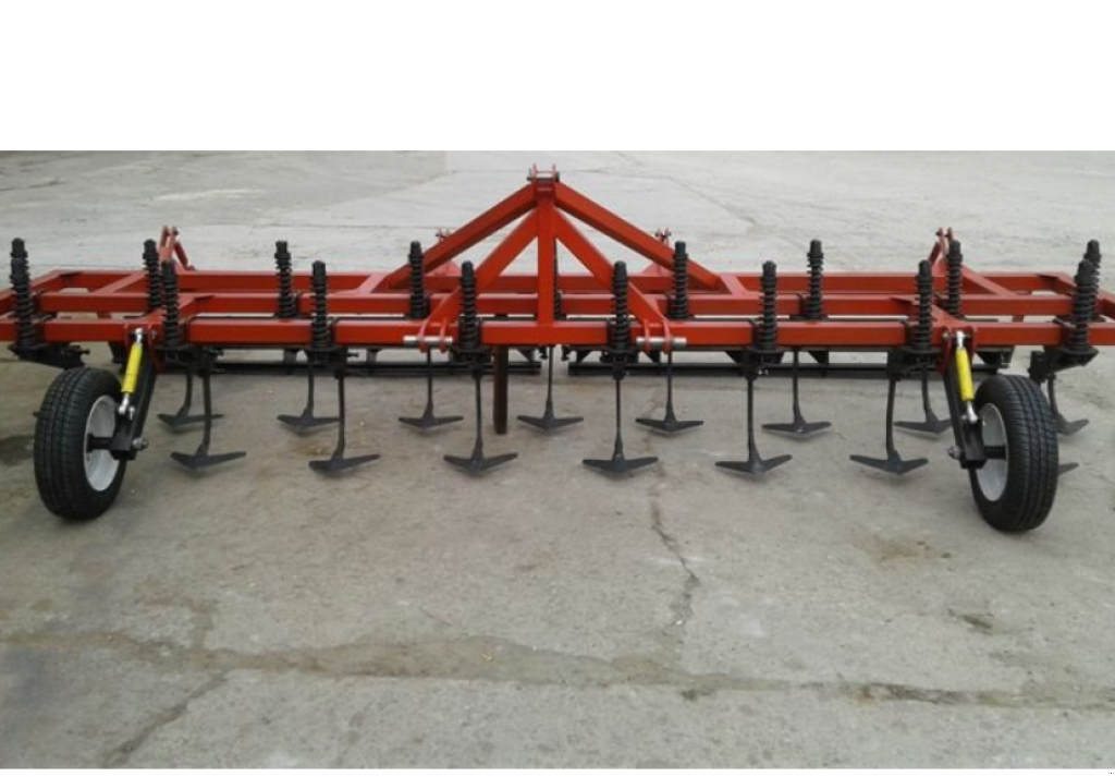 Kartoffelpflegetechnik des Typs CHERVONA ZIRKA КПС-4,  in Дніпропетровськ (Bild 2)