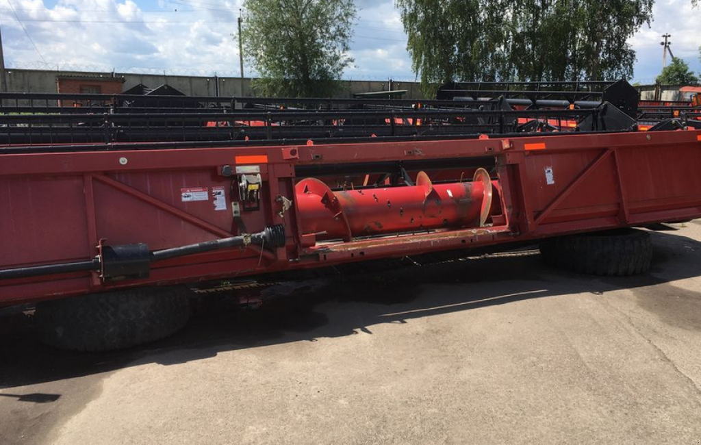 Schneidwerk des Typs Case IH 2020-7,  in Любар (Bild 1)