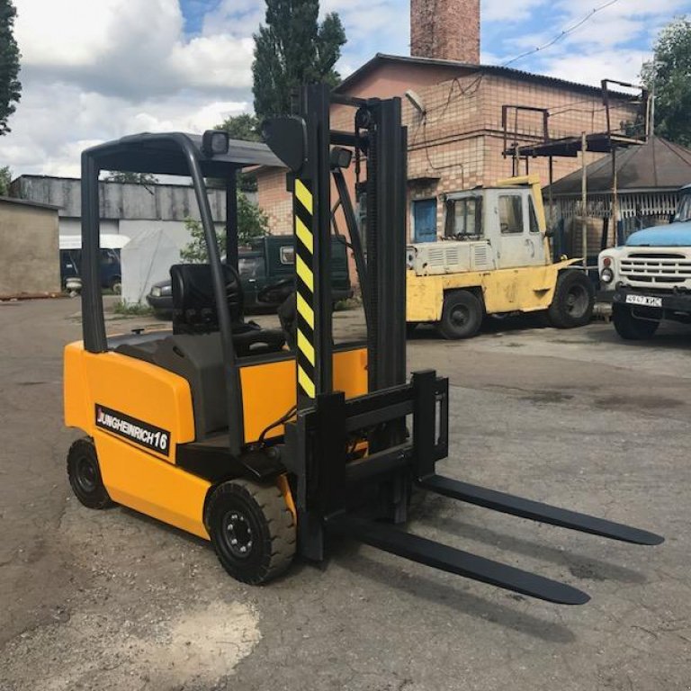 Gabelstapler des Typs Jungheinrich DFG 25,  in Житомир (Bild 1)