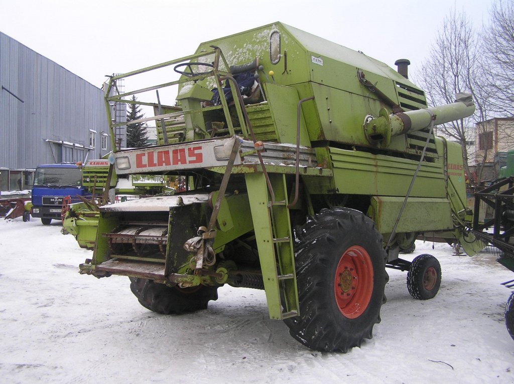 Oldtimer-Mähdrescher des Typs CLAAS Mercator, Neumaschine in Не обрано (Bild 1)