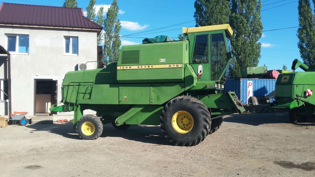 Oldtimer-Mähdrescher des Typs John Deere 975, Neumaschine in Не обрано (Bild 4)