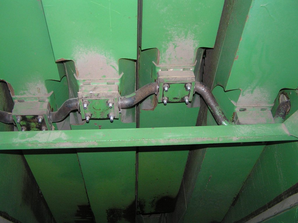 Oldtimer-Mähdrescher des Typs John Deere 965, Neumaschine in Не обрано (Bild 3)