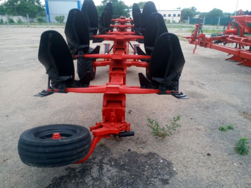 Scheibenpflug des Typs Kverneland RX-100/8 (5+3),  in Маріуполь (Bild 2)