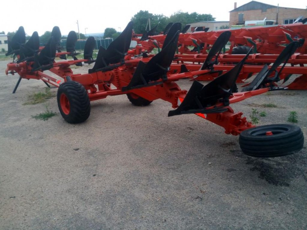 Scheibenpflug des Typs Kverneland RX-100/8 (5+3),  in Маріуполь (Bild 8)