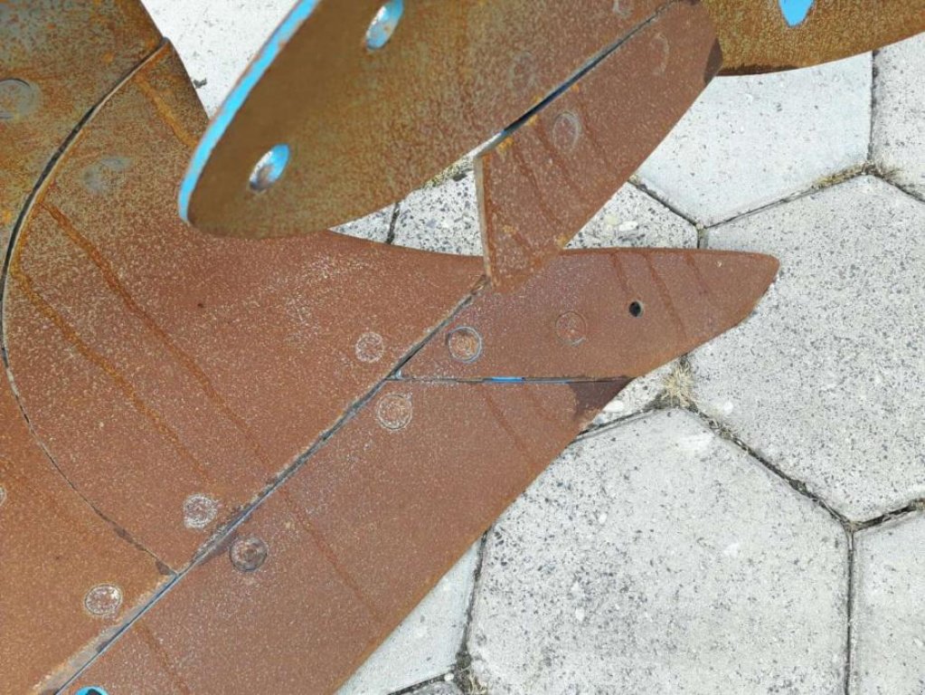 Scheibenpflug des Typs Lemken Opal 110,  in Маріуполь (Bild 3)