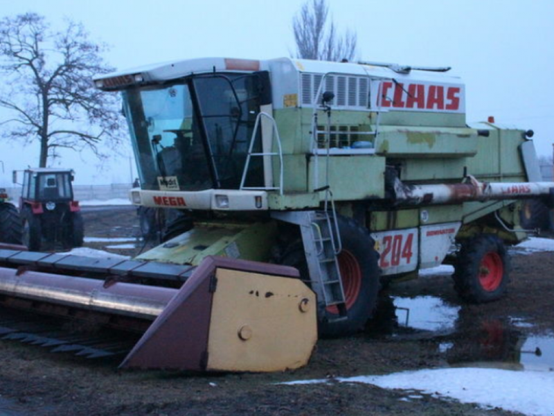 Oldtimer-Mähdrescher des Typs CLAAS Mega 204, Neumaschine in Миколаїв (Bild 1)