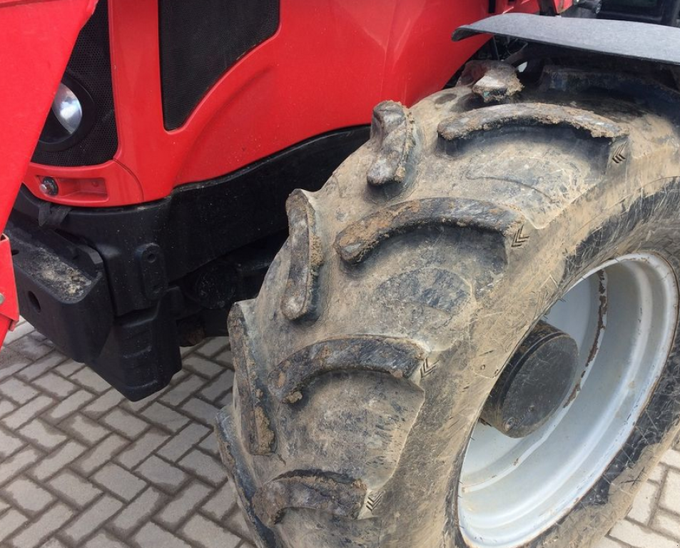 Oldtimer-Traktor des Typs Massey Ferguson 6480 A, Neumaschine in Київ (Bild 6)