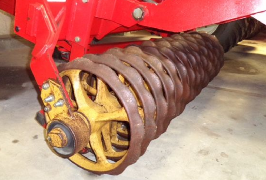 Wiesenegge des Typs Väderstad Carrier 500,  in Київ (Bild 3)