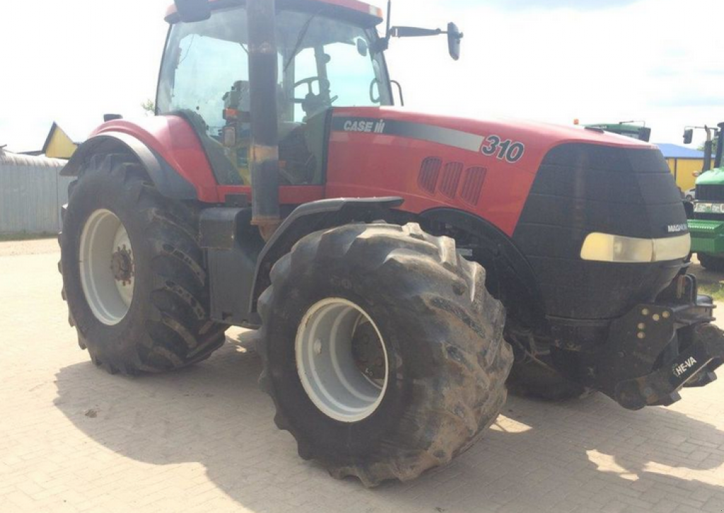 Oldtimer-Traktor des Typs Case IH Magnum 310, Neumaschine in Київ (Bild 1)
