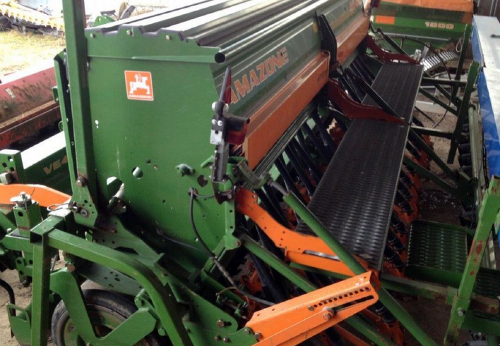 Direktsaatmaschine des Typs Amazone AD-403,  in Київ (Bild 10)