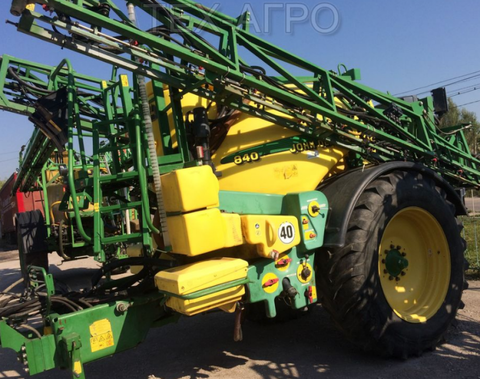 Weinbauspritze des Typs John Deere 840,  in Дніпропетровськ (Bild 1)