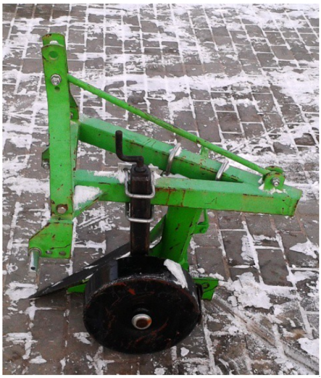 Scheibenpflug des Typs BOMET 1/25,  in Глеваха (Bild 4)