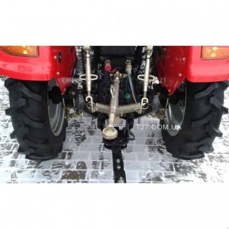 Hopfentraktor des Typs Dong Feng DF 240D, Gebrauchtmaschine in Глеваха (Bild 4)