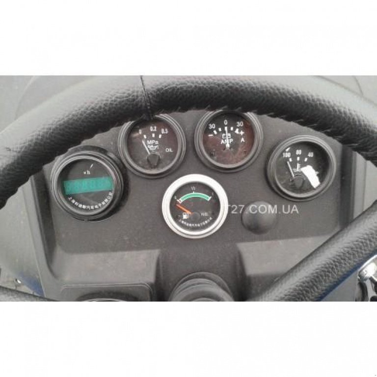 Hopfentraktor des Typs Dong Feng DF 404, Neumaschine in Глеваха (Bild 8)