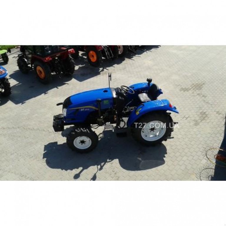 Hopfentraktor des Typs Dong Feng DF 404, Neumaschine in Глеваха (Bild 4)