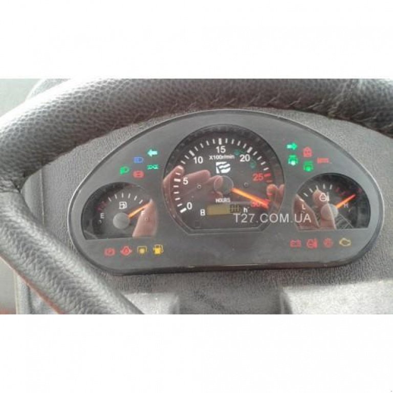 Hopfentraktor des Typs Dong Feng DF 244 K, Gebrauchtmaschine in Глеваха (Bild 6)