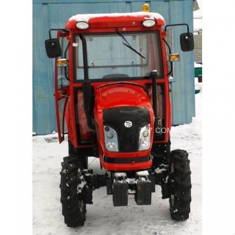 Hopfentraktor des Typs Dong Feng DF 244 K, Gebrauchtmaschine in Глеваха (Bild 3)