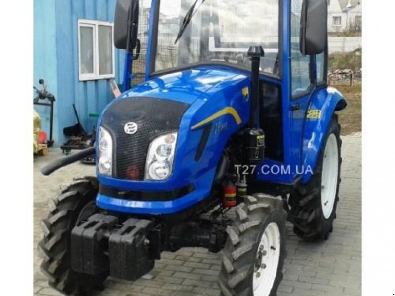 Hopfentraktor des Typs Dong Feng DF 244 K, Gebrauchtmaschine in Глеваха (Bild 1)