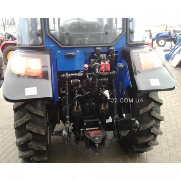 Hopfentraktor des Typs Dong Feng DF 504 Cab, Neumaschine in Глеваха (Bild 4)