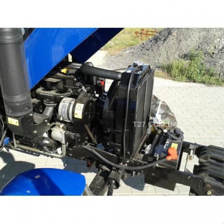 Hopfentraktor des Typs foton 244 С, Neumaschine in Глеваха (Bild 2)