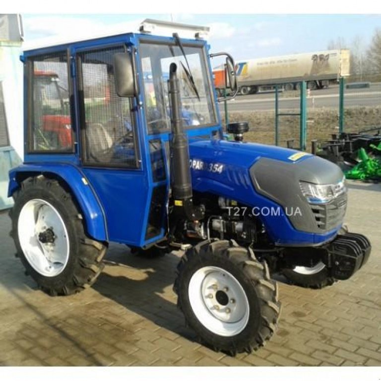 Hopfentraktor des Typs LOVOL 244 С, Neumaschine in Глеваха (Bild 3)