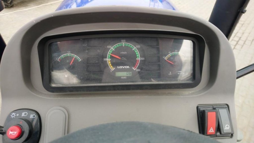 Hopfentraktor des Typs LOVOL TE 244, Neumaschine in Глеваха (Bild 6)