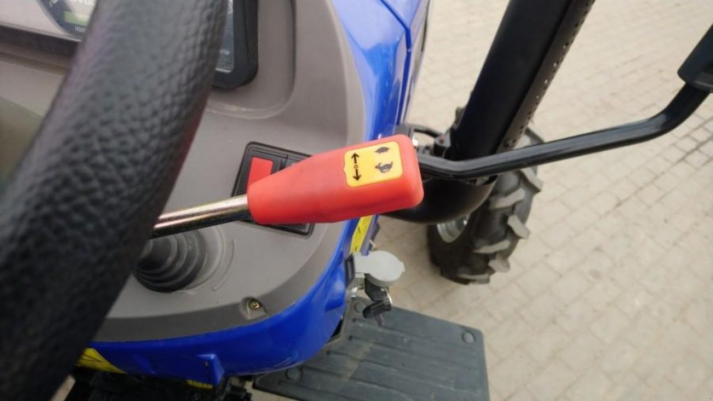 Hopfentraktor des Typs LOVOL TE 244, Neumaschine in Глеваха (Bild 5)