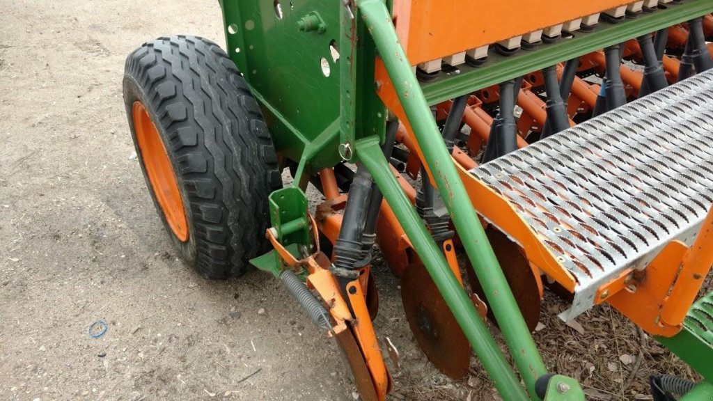 Direktsaatmaschine des Typs Amazone D9-40,  in Не обрано (Bild 9)