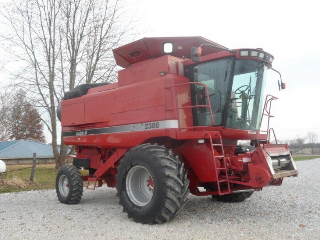 Oldtimer-Mähdrescher des Typs Case IH Axial Flow 2388, Neumaschine in Не обрано (Bild 5)