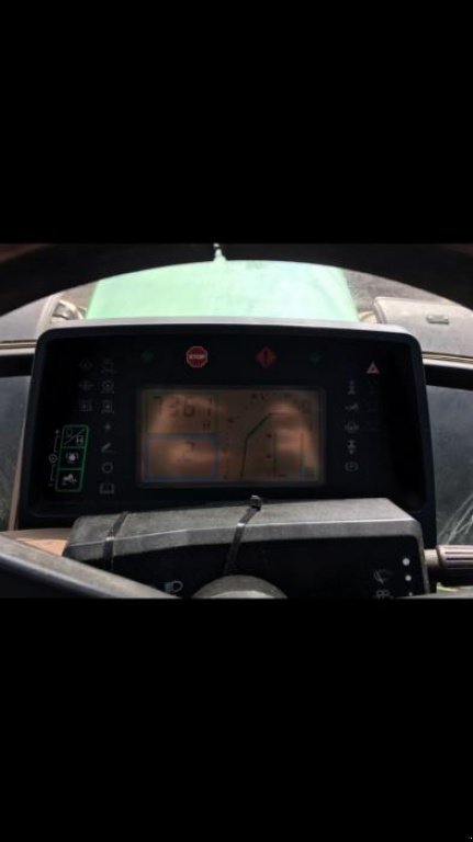 Oldtimer-Traktor des Typs John Deere 7710, Neumaschine in Луцьк (Bild 2)