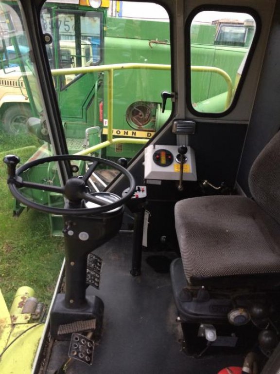 Oldtimer-Mähdrescher des Typs CLAAS Dominator 68, Neumaschine in Луцьк (Bild 3)