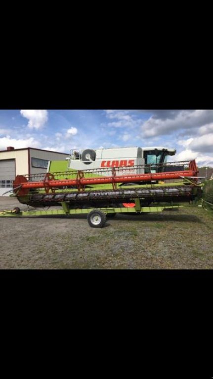 Oldtimer-Mähdrescher des Typs CLAAS Lexion 460, Neumaschine in Луцьк (Bild 7)